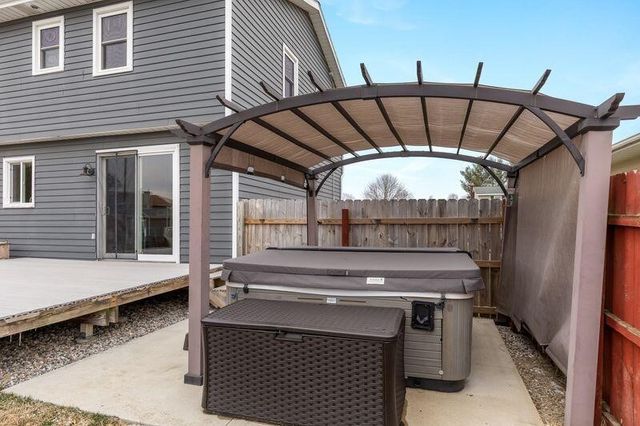 7337 Harmon Lane, Jenison, MI 49428