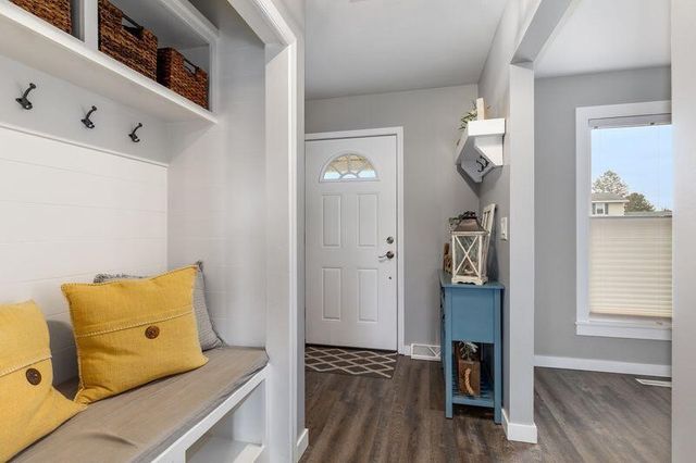 7337 Harmon Lane, Jenison, MI 49428