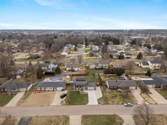 7337 Harmon Lane, Jenison, MI 49428