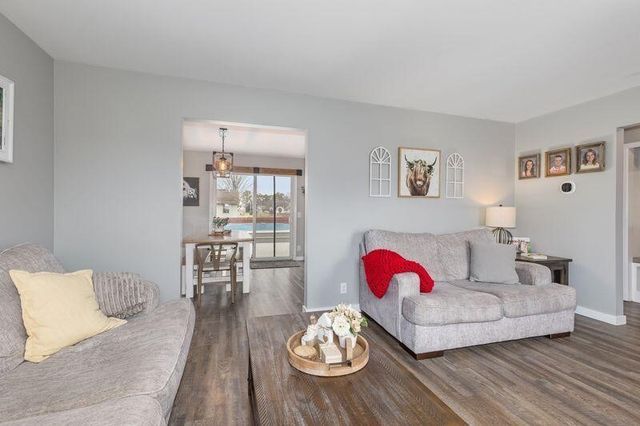 7337 Harmon Lane, Jenison, MI 49428