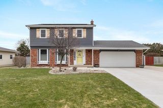 7337 Harmon Lane, Jenison, MI 49428