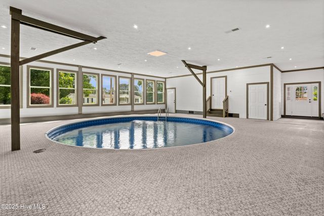 705 Bullard Street, Roseboro, NC 28382