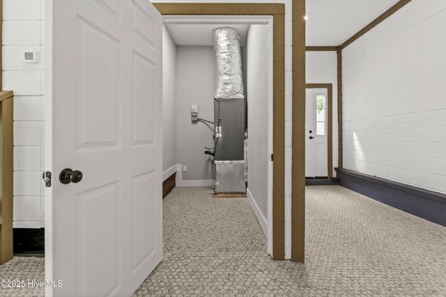 705 Bullard Street, Roseboro, NC 28382