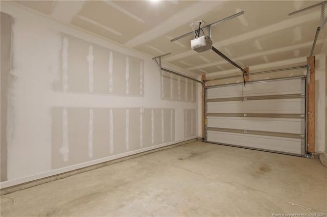 2663 Middle Branch Bend, Fayetteville, NC 28304