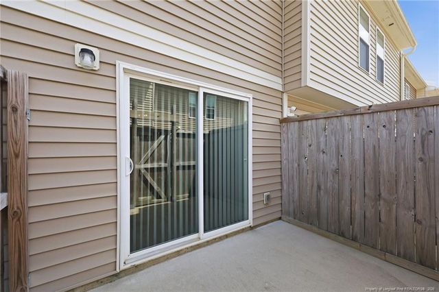 2663 Middle Branch Bend, Fayetteville, NC 28304