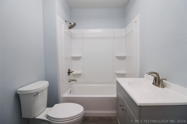 907 E 3rd Street, Okmulgee, OK 74447