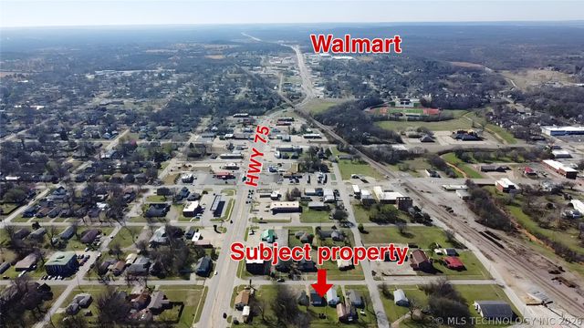 907 E 3rd Street, Okmulgee, OK 74447