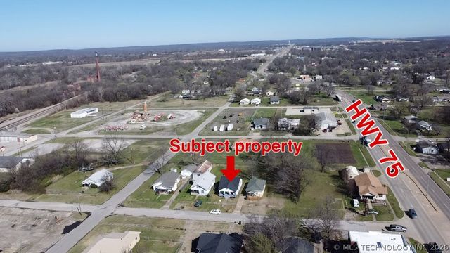 907 E 3rd Street, Okmulgee, OK 74447