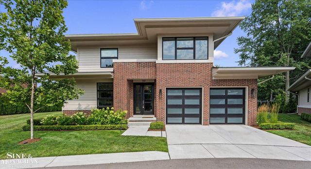 361 Moselle Place, Grosse Pointe Farms, MI 48236