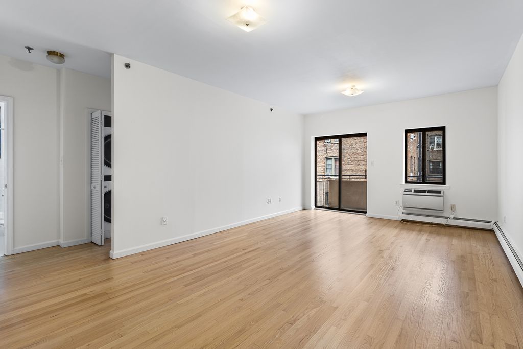 519 W 135th St Apt 5B, New York City, NY 10031