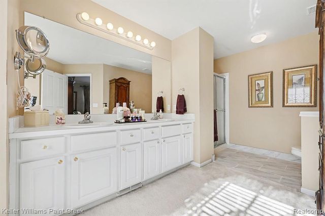 4179 Wincrest Lane, Rochester, MI 48306