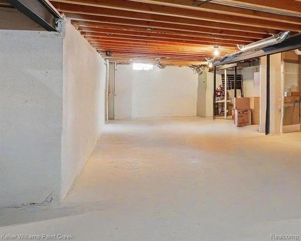 4179 Wincrest Lane, Rochester, MI 48306