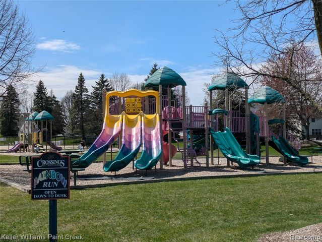 4179 Wincrest Lane, Rochester, MI 48306