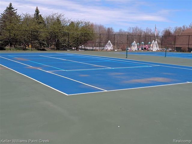 4179 Wincrest Lane, Rochester, MI 48306