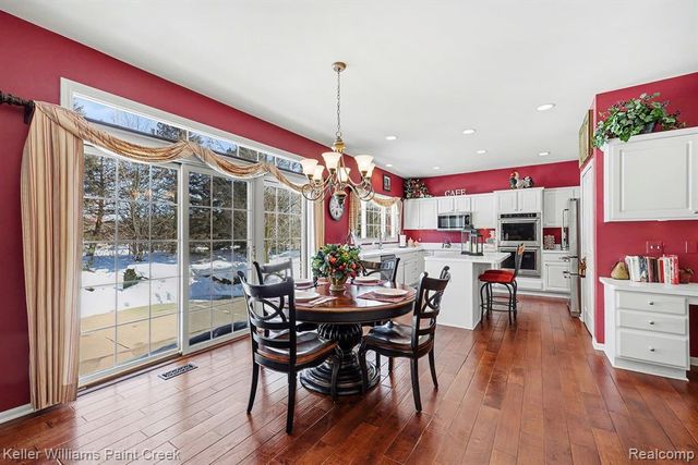 4179 Wincrest Lane, Rochester, MI 48306