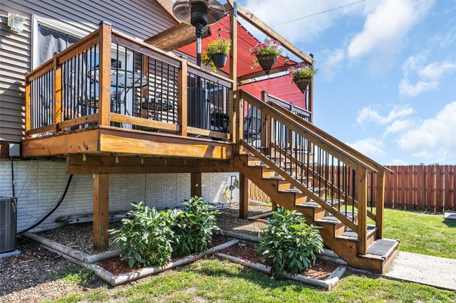 731 Main Street, Fairfax, IA 52228