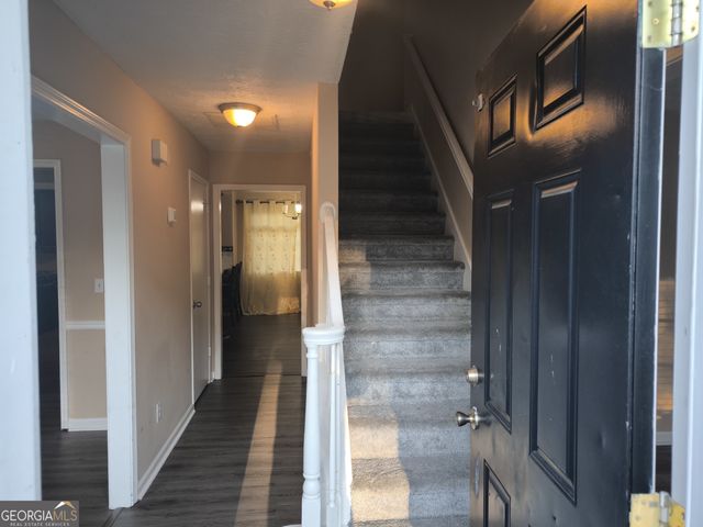 6570 Smoke Ridge Drive, South Fulton, GA 30349