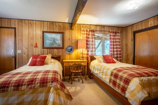 3046 Tahos Dr, Dorrington, CA 95223