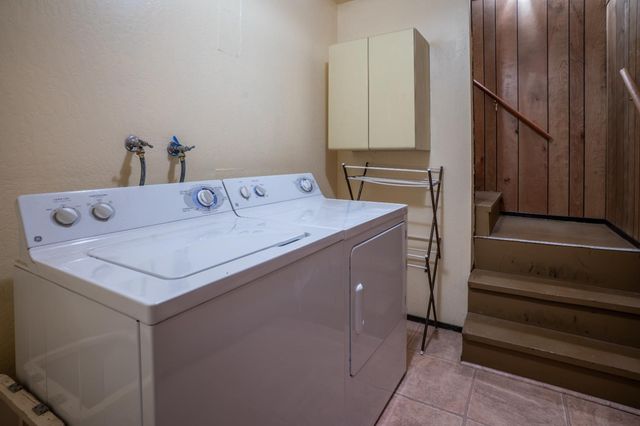 3046 Tahos Dr, Dorrington, CA 95223