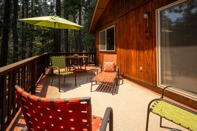 3046 Tahos Dr, Dorrington, CA 95223