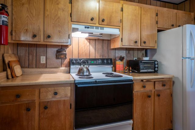 3046 Tahos Dr, Dorrington, CA 95223