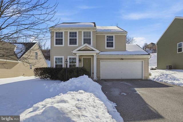 370 AZALEA DR, Windsor, PA 17366