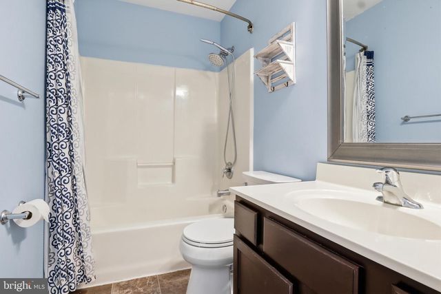 370 AZALEA DR, Windsor, PA 17366