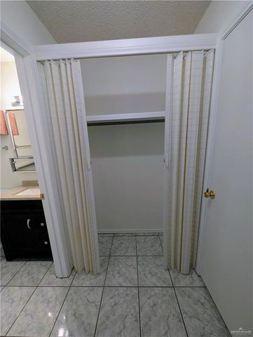 807 E 21st Street 2, Mission, TX 78572