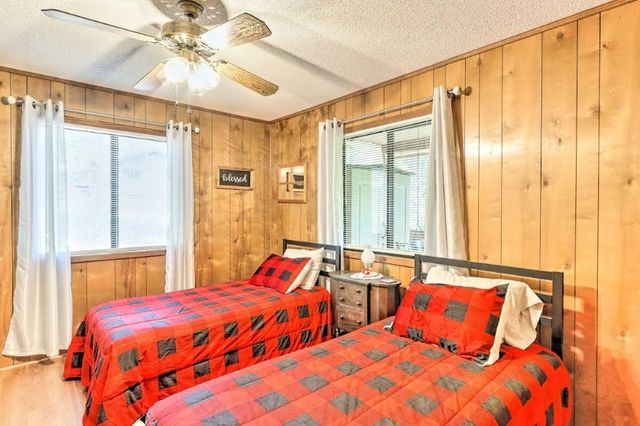 34 Clover Lane, Murphy, NC 28906