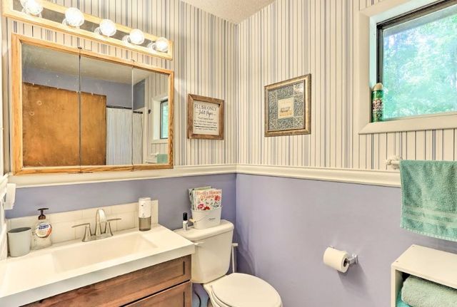 34 Clover Lane, Murphy, NC 28906