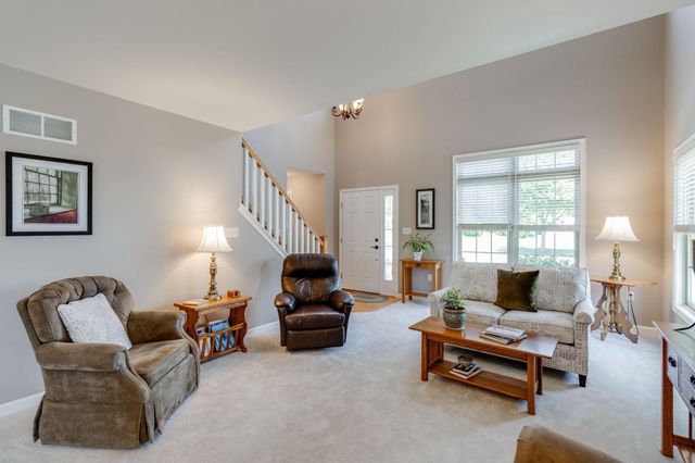 1016 CAMBRIDGE DR, Manheim, PA 17545