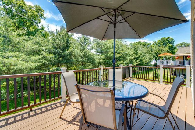 1016 CAMBRIDGE DR, Manheim, PA 17545