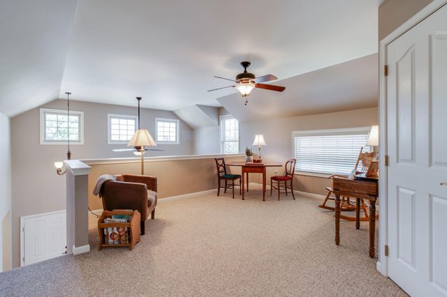 1016 CAMBRIDGE DR, Manheim, PA 17545