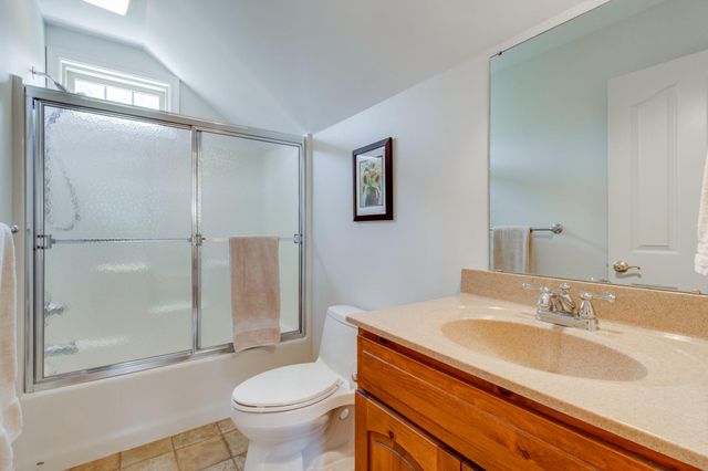 1016 CAMBRIDGE DR, Manheim, PA 17545