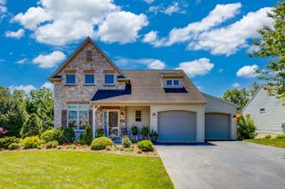 1016 CAMBRIDGE DR, Manheim, PA 17545