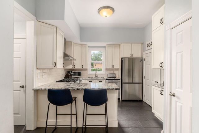 55 E 4th Avenue, Columbus, OH 43201