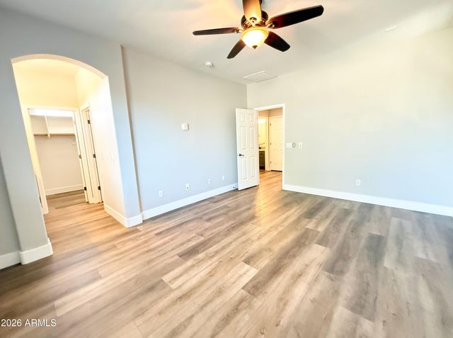 1260 S Amber Street, Chandler, AZ 85286