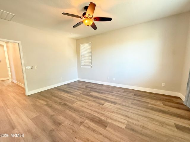 1260 S Amber Street, Chandler, AZ 85286