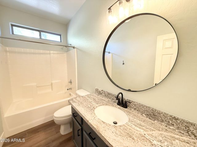 1260 S Amber Street, Chandler, AZ 85286