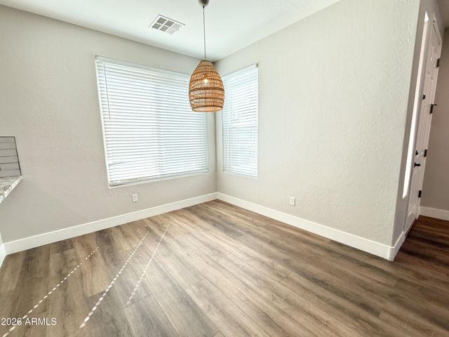 1260 S Amber Street, Chandler, AZ 85286
