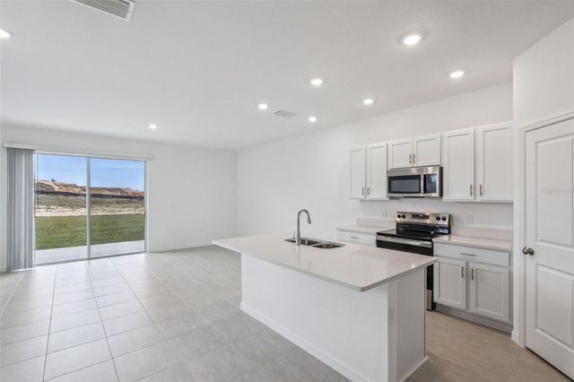 7621 WATERSCAPE DRIVE, Groveland, FL 34736