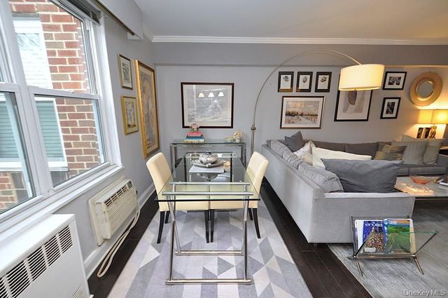 281 Garth Road A5L, Scarsdale, NY 10583