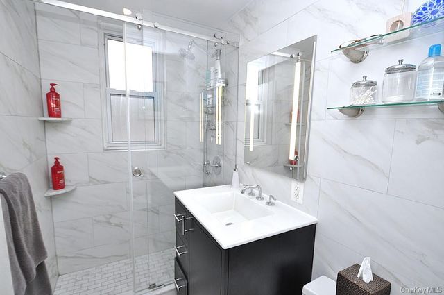 281 Garth Road A5L, Scarsdale, NY 10583