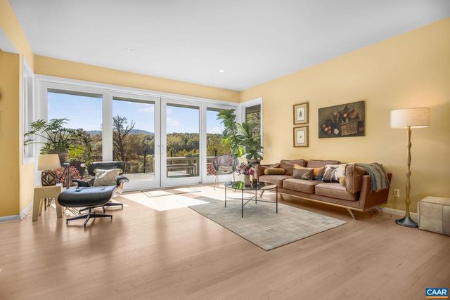 5498 WYANT LN, Charlottesville, VA 22903