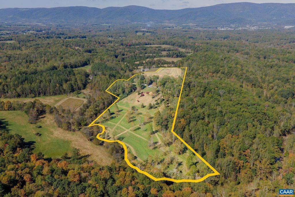 5498 WYANT LN, Charlottesville, VA 22903