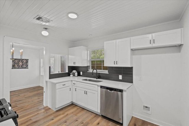 4501 E 38th Street, Dickinson, TX 77539