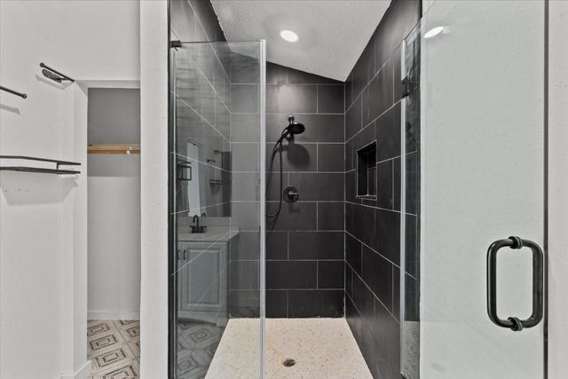 4501 E 38th Street, Dickinson, TX 77539