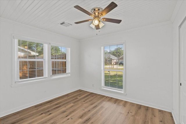 4501 E 38th Street, Dickinson, TX 77539