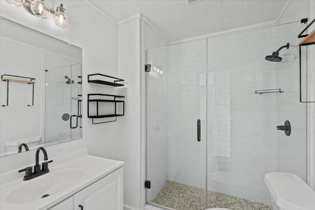 4501 E 38th Street, Dickinson, TX 77539