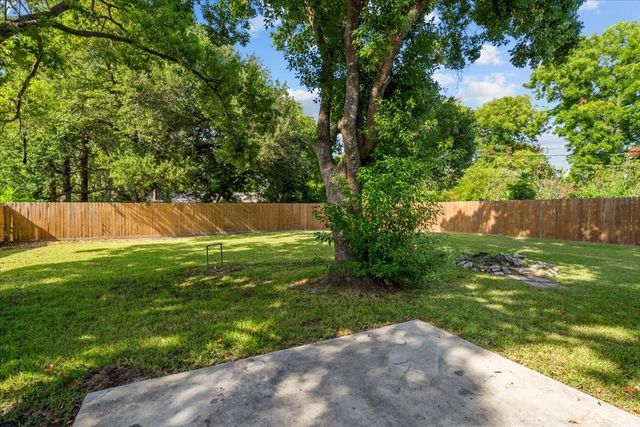 4501 E 38th Street, Dickinson, TX 77539